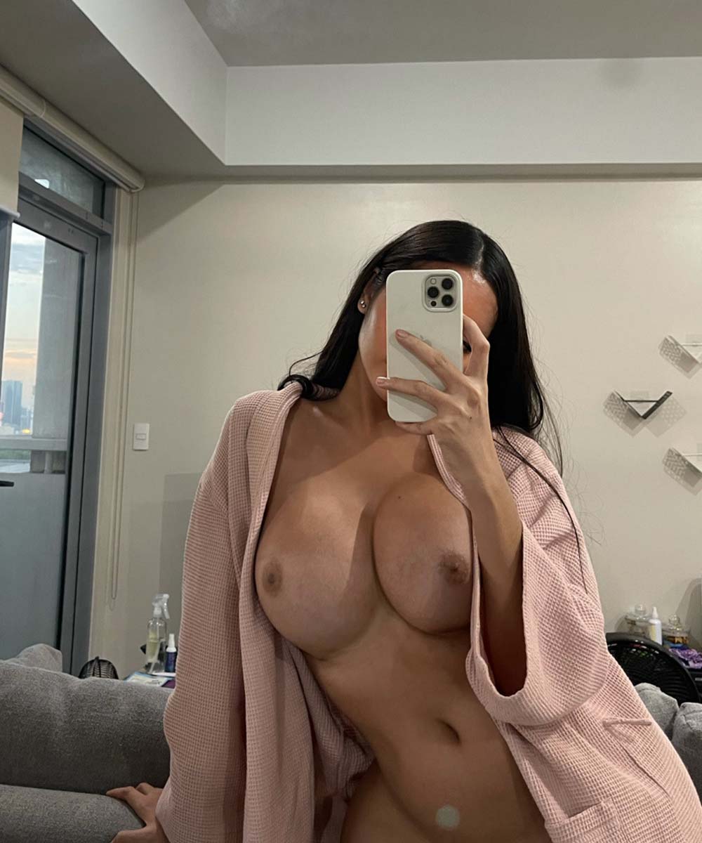 Angela Castellanos naked in Sapporo
