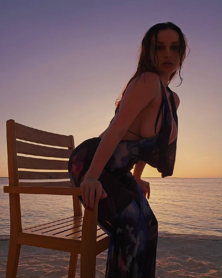 Sexy girl Miranda Faith nude in Sapporo