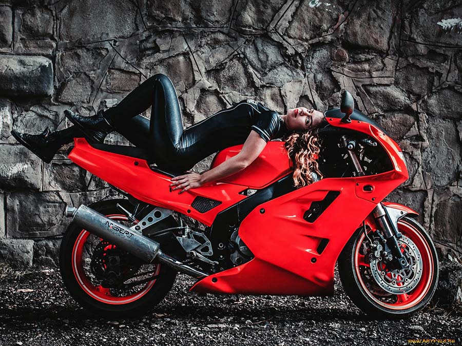 Beautiful girl Beautiful girls and motorcycles in Sapporo