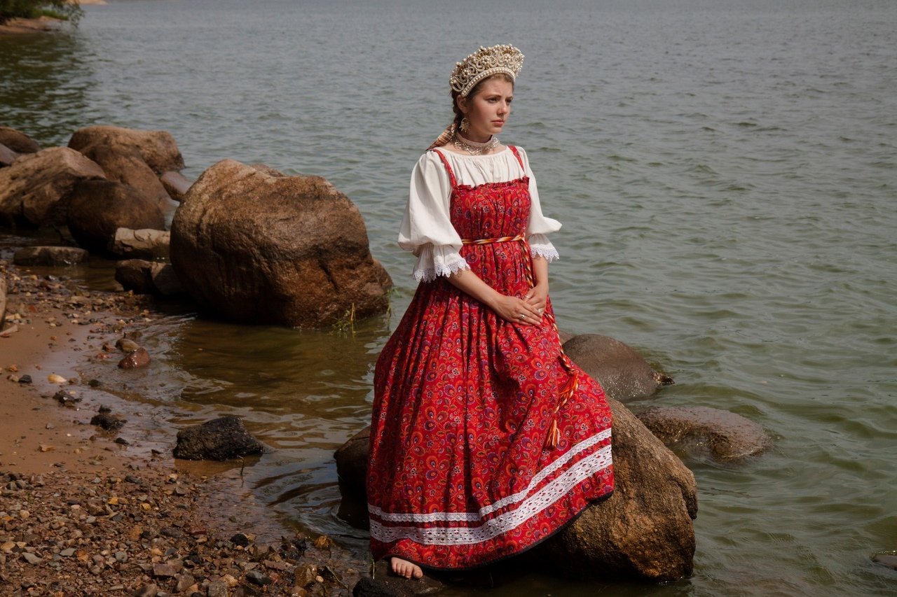 Women in Slavic costumes in Sapporo