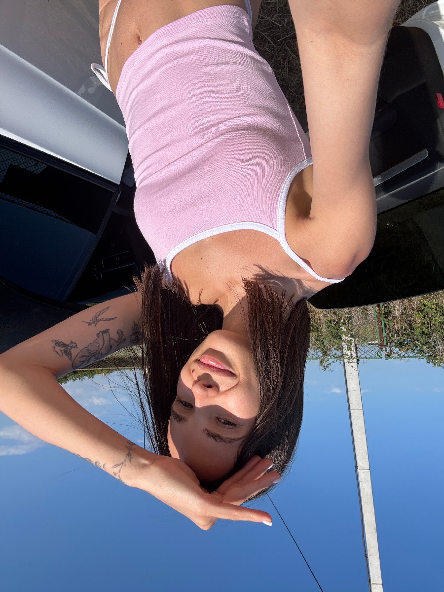 Sexy model Tina in Sapporo